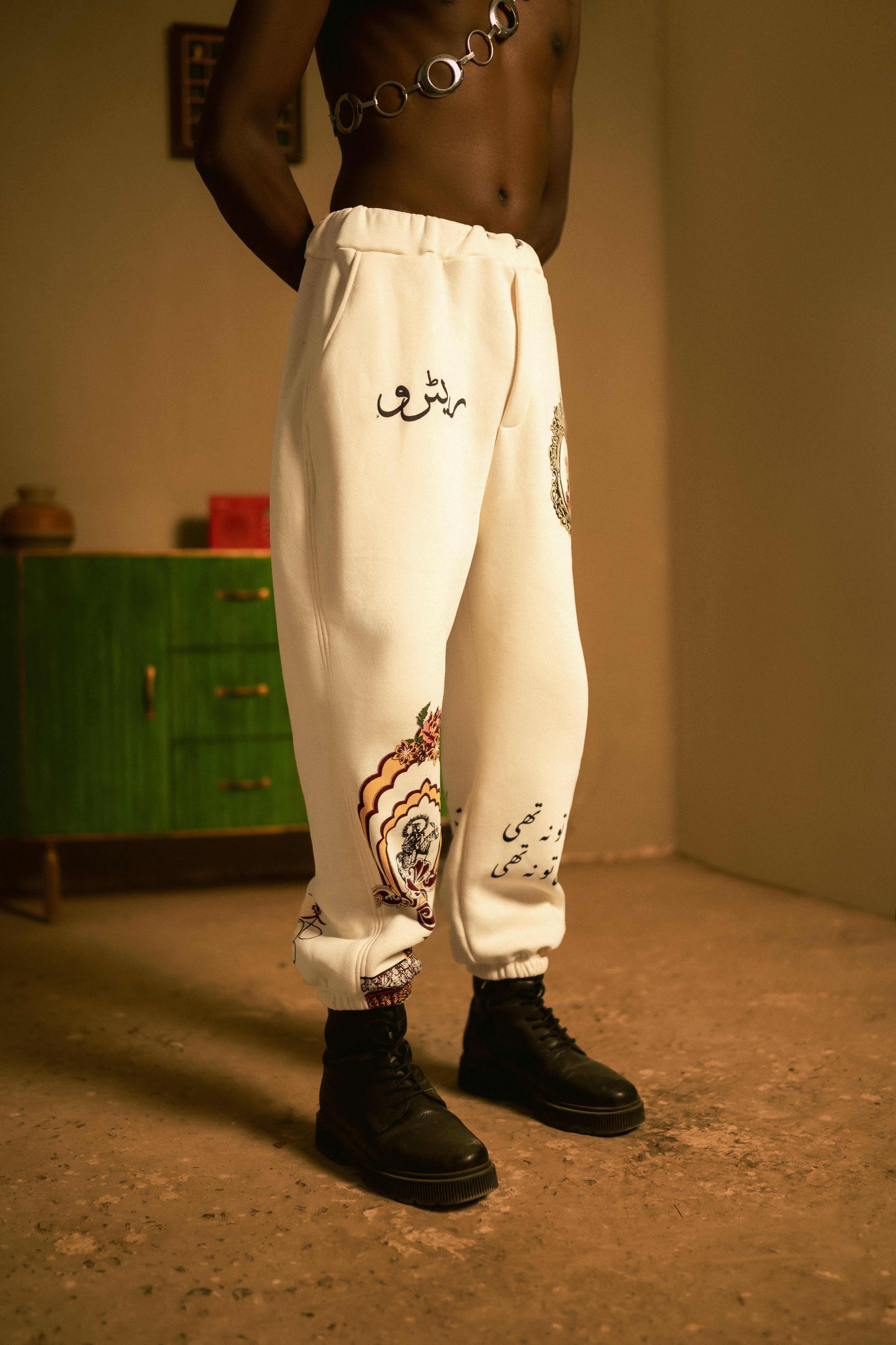 MUGHALIYA TAJASH OFFWHITE TROUSER